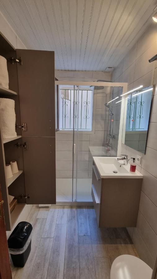 Appartement Calme Centre Ville A 80M Des Halles Нарбон Екстериор снимка